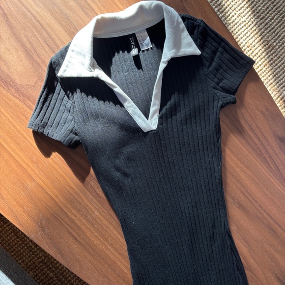 Black Dress (mini) - Picture 2 of 3